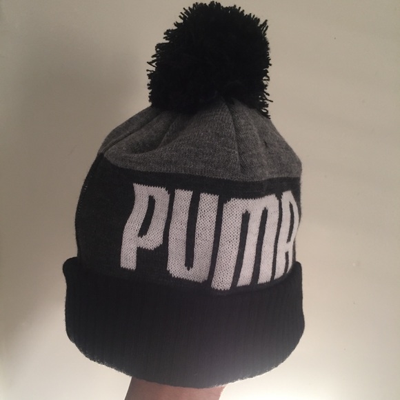 Puma Skull Cap Hat Beanie Black White - Picture 2 of 5